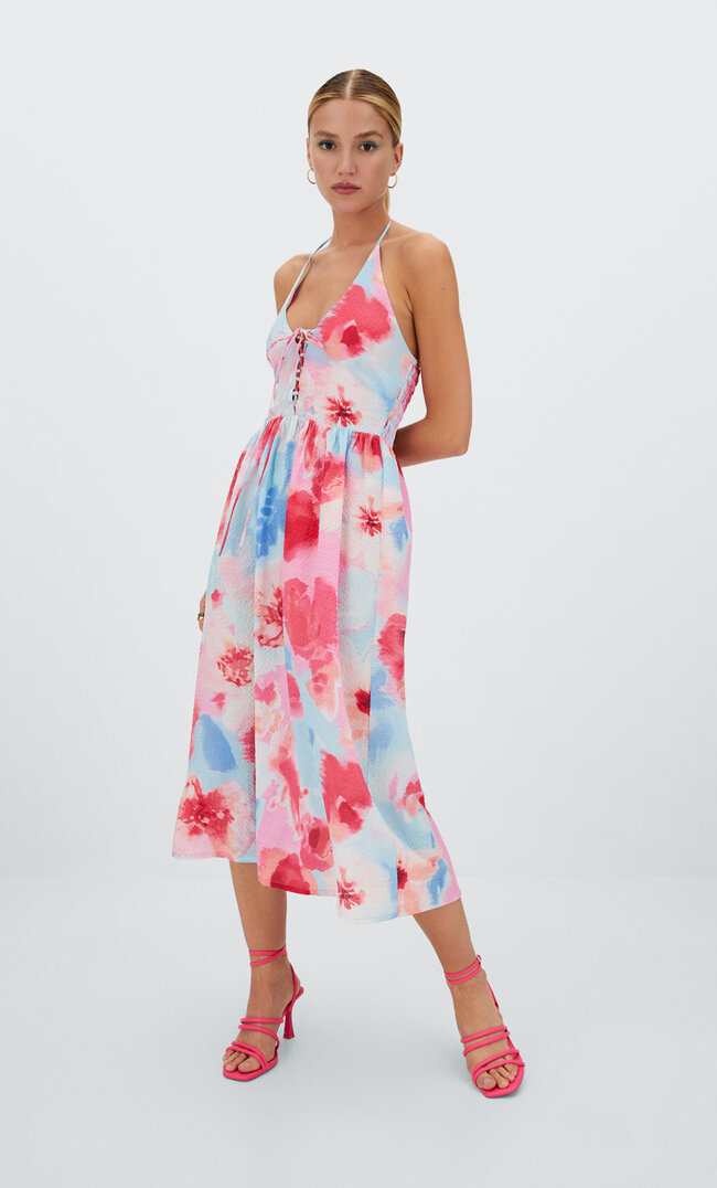

Stradivarius Fließendes Kleid Mit Schnürung Am Ausschnitt Fuchsia Xs