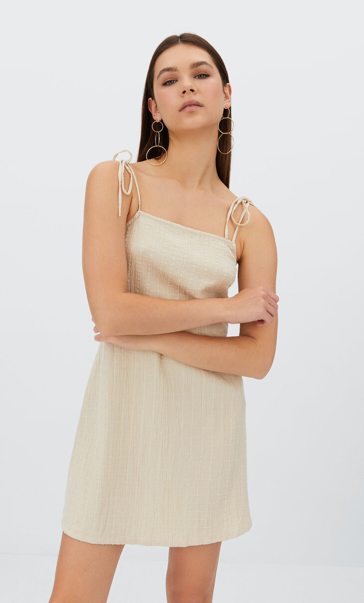 Vestidos de Mujer - Colección Verano 2022 | Stradivarius España