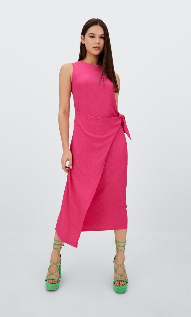 

Stradivarius Midikleid Mit Schleife An Der Taille Fuchsia Xs