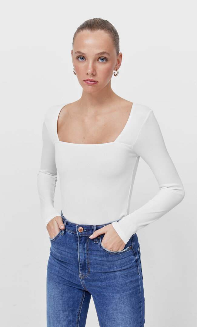 Stradivarius Shirt Mit Kastenausschnitt Ecru Xs