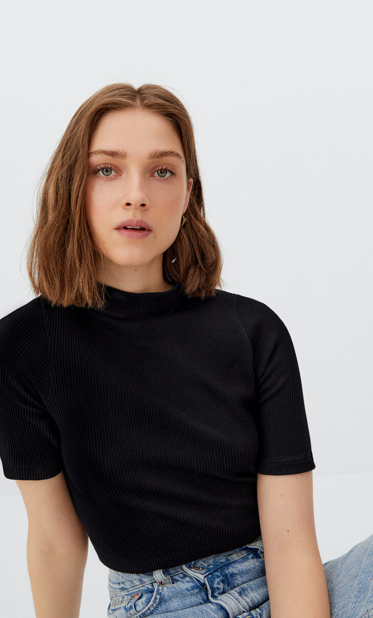 Camisetas de Mujer - Colección 2022 | Stradivarius Brasil