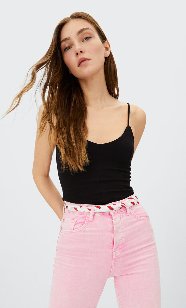 

Stradivarius Top Z Ozdobnymi Przeszyciami Czarny Xs