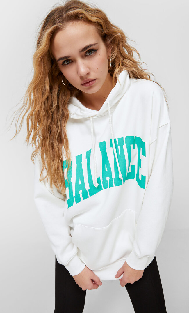 

Stradivarius Oversize-Hoodie Mit Slogan Und Kapuze Ecru Xs