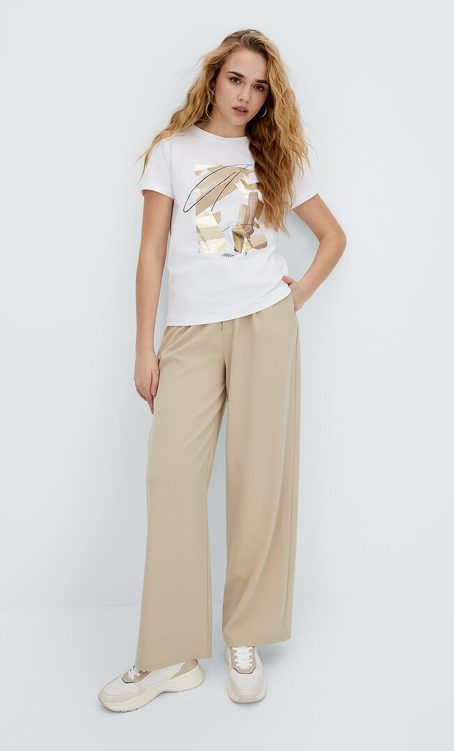 

Stradivarius T-Shirt Mit Folienprint Weiß S