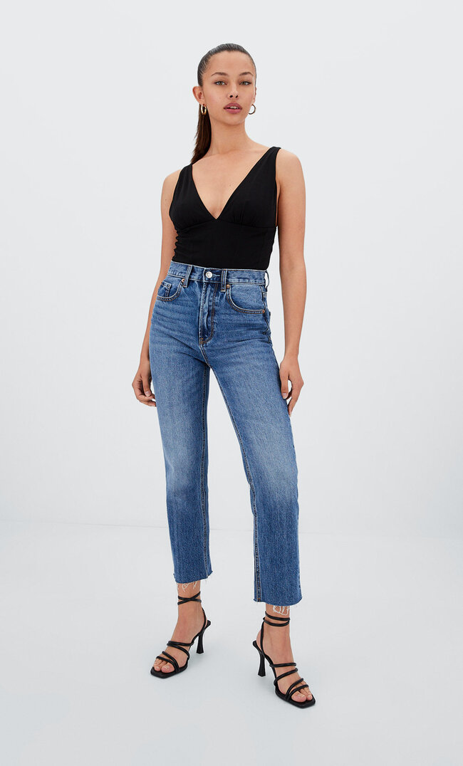 Stradivarius Body Mit V-Ausschnitt Schwarz Xs