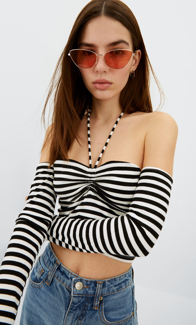 

Stradivarius Top Wiązany Na Szyi Czarny M