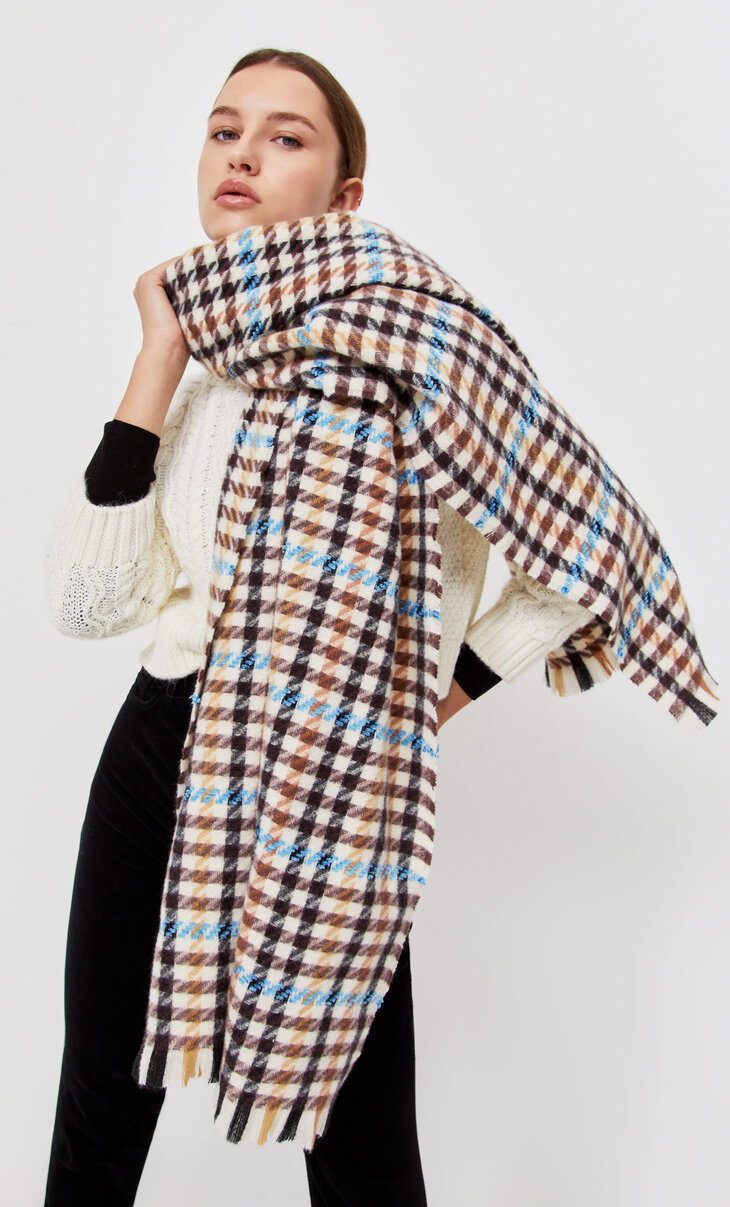 Coloured houndstooth scarf