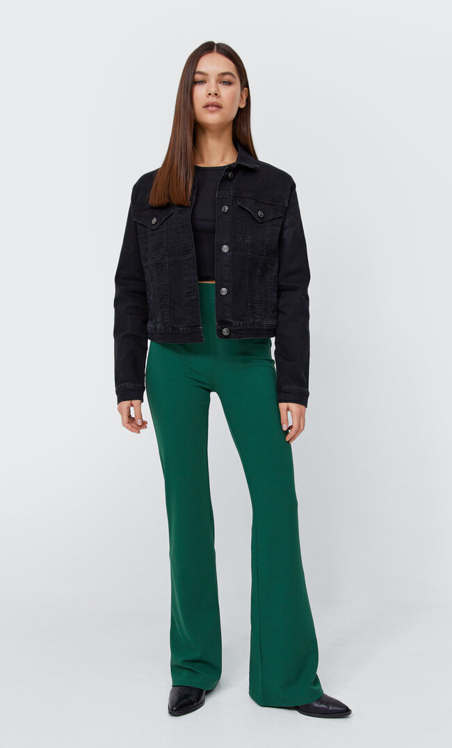 

Stradivarius Jersey-Hose Mit Schlag Grün M