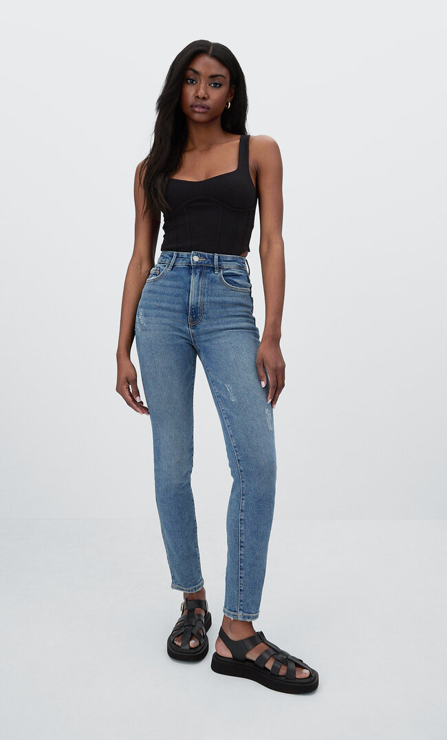 

Stradivarius Jeansy Mom Slim Ciemny Denimowy 32