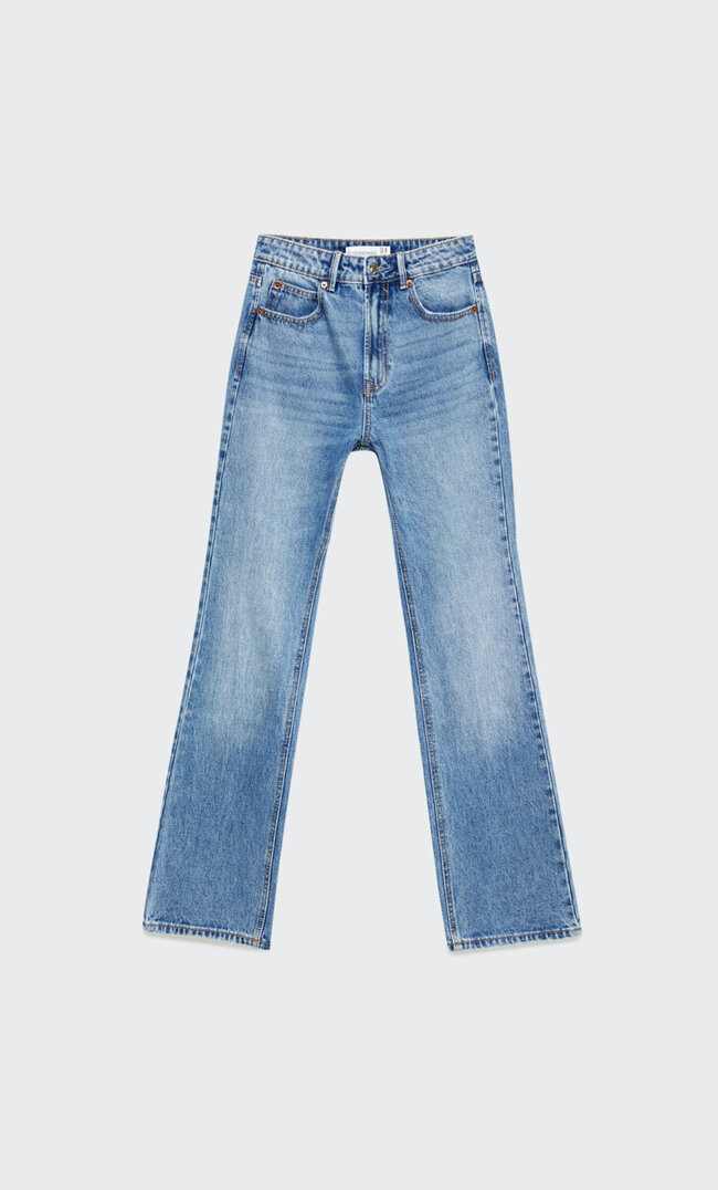 Flared jeans met split in de zoom - Jeans voor dames | Stradivarius Netherlands