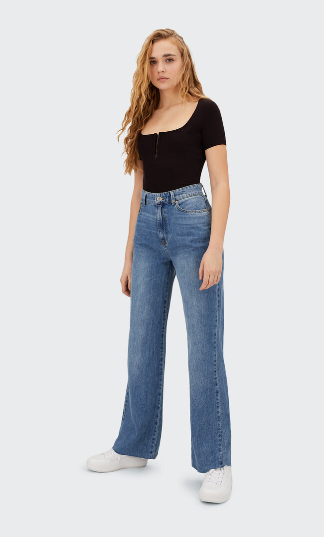 

Stradivarius Straight Fit Jeans Medium Dark Blue Denim 34
