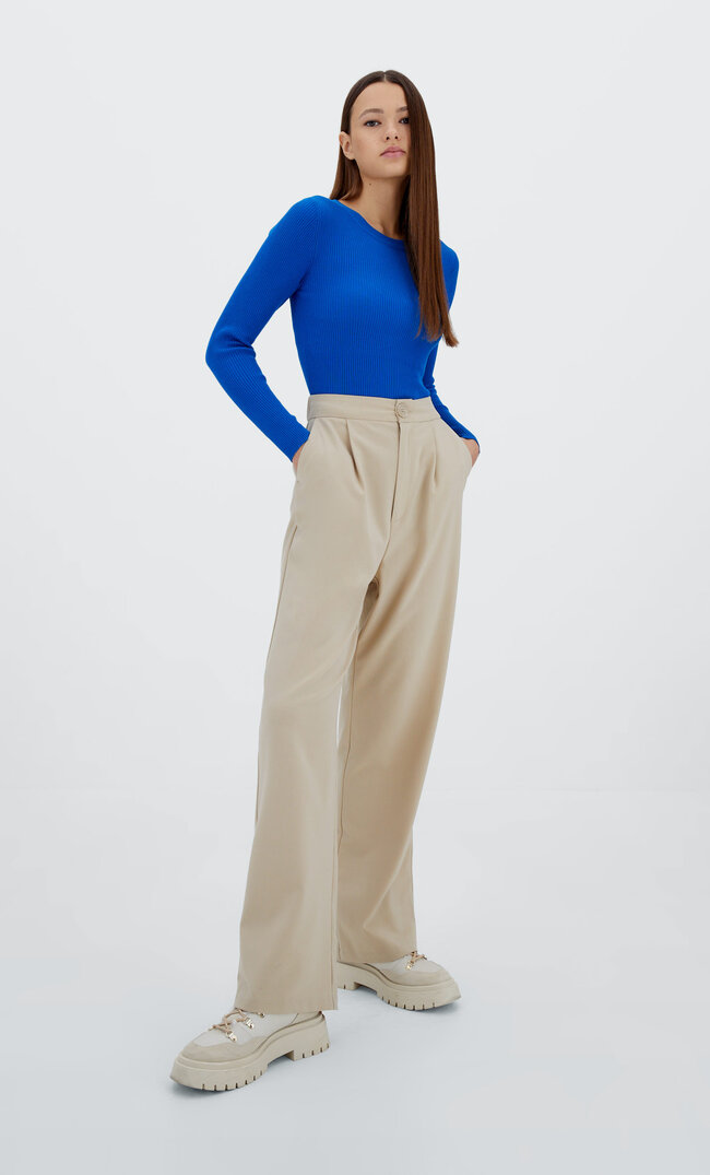 

Stradivarius Pullover Mit Rundausschnitt Elektrisch Blau M