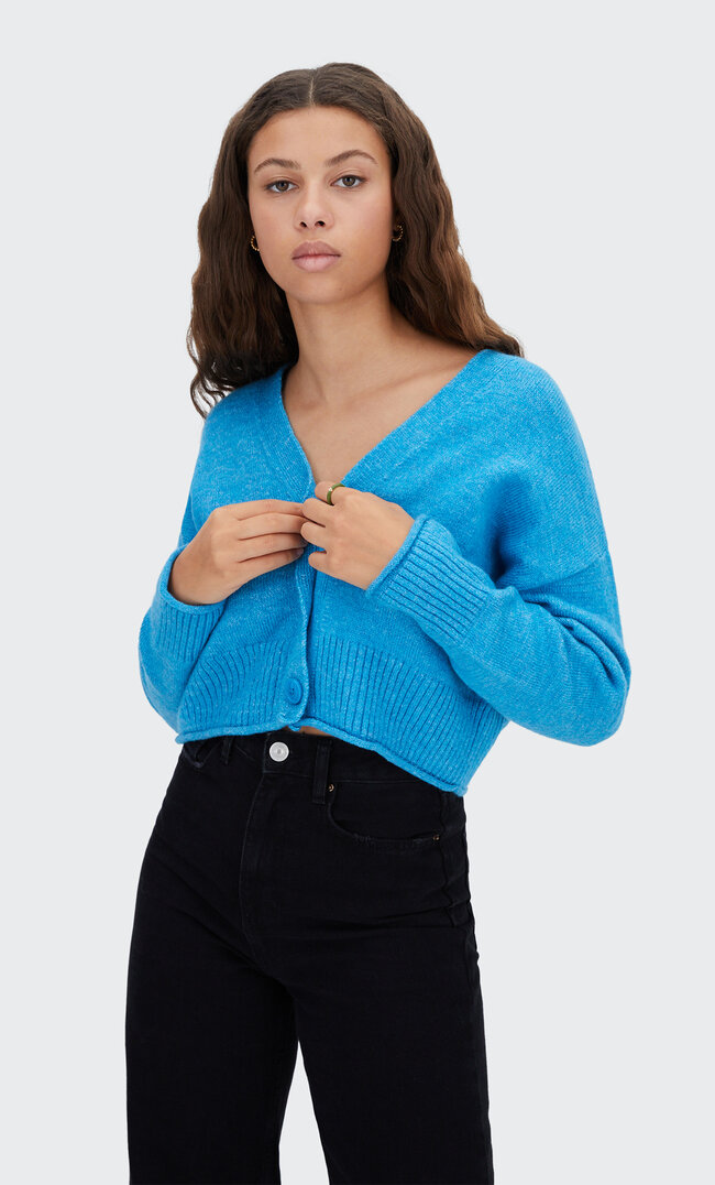 

Stradivarius Weicher Cropped-Cardigan Türkis S