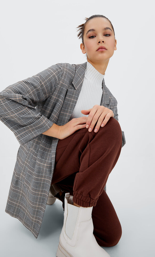 

Stradivarius Offener, Fließender Blazer Gelbbraun Xl