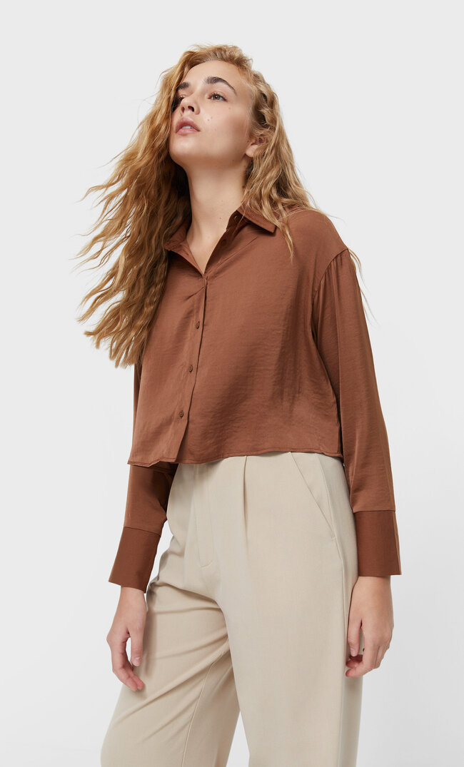 Stradivarius Kurzes Satinhemd Braun S