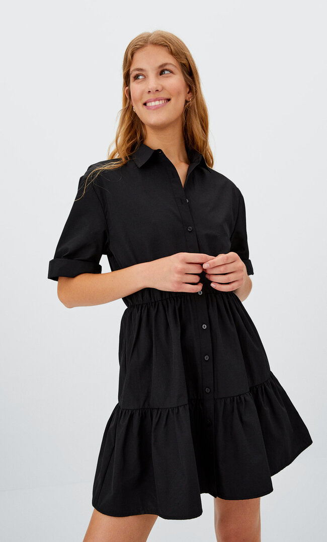 

Stradivarius Kurzes Hemdkleid Schwarz M