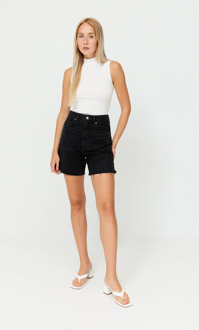 

Stradivarius Koszulka Basic Z Półgolfem Ecru L