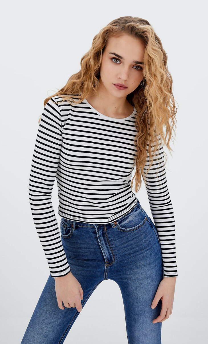 Long sleeve striped cropped T-shirt