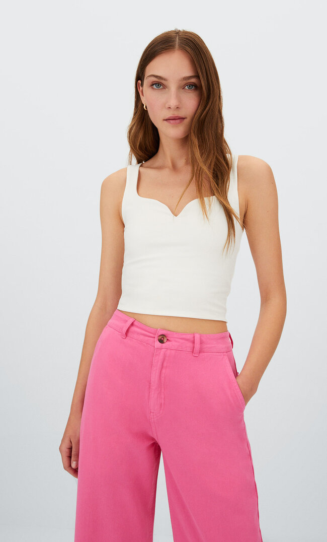 

Stradivarius Top Mit Herzausschnitt Ecru M