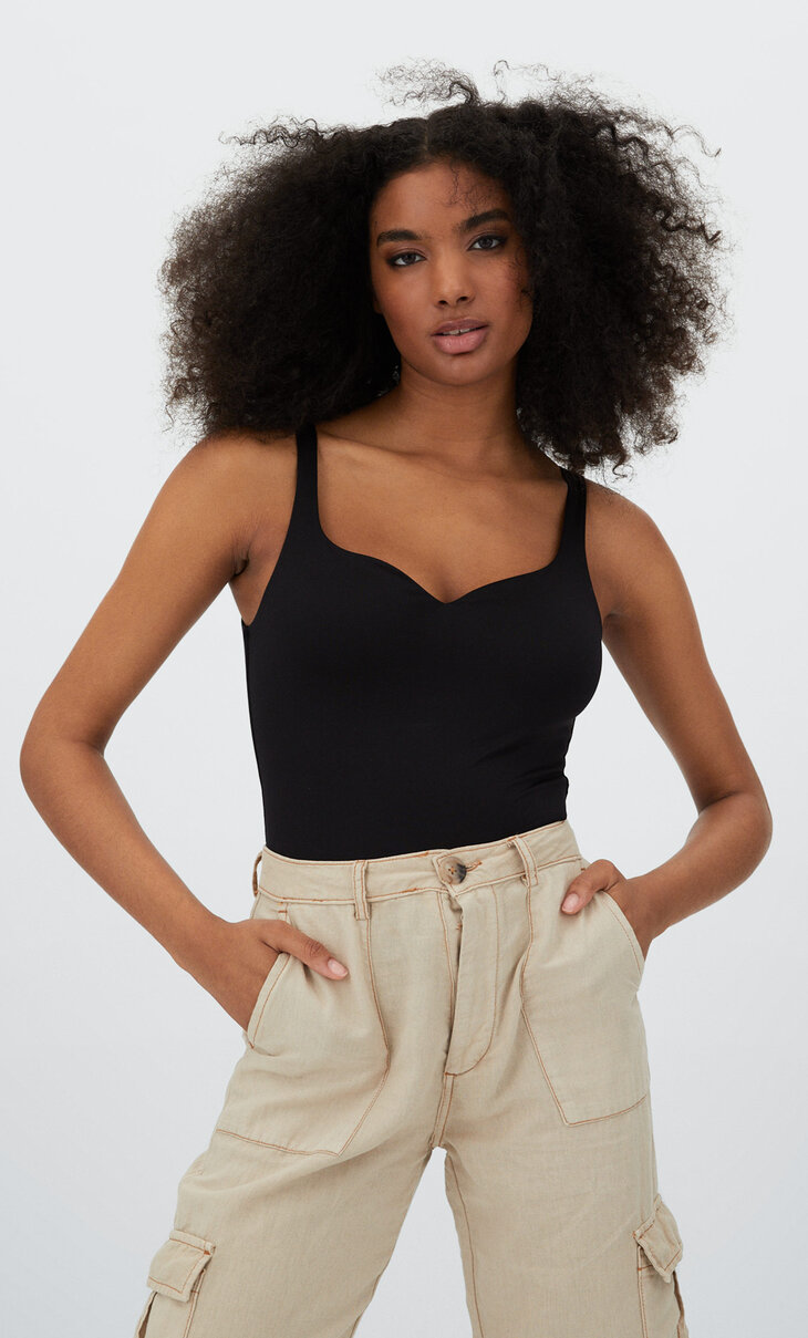 Ver todo - Tops y bodies - Colección 2022 | Stradivarius España