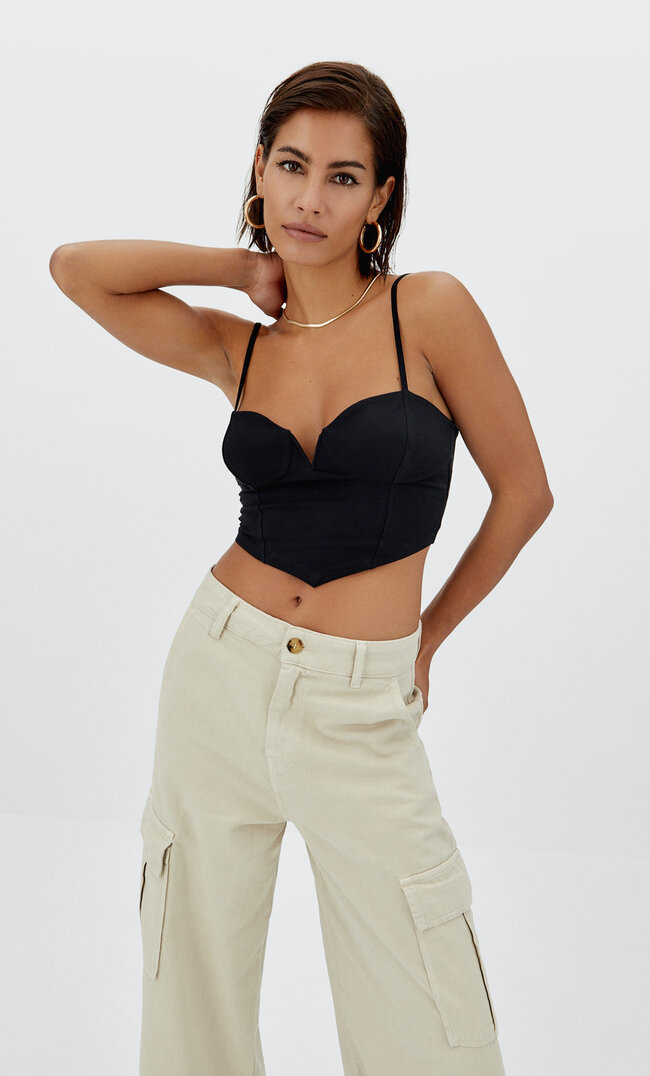 

Stradivarius Gorsetowy Top Na Ramiączkach Czarny M