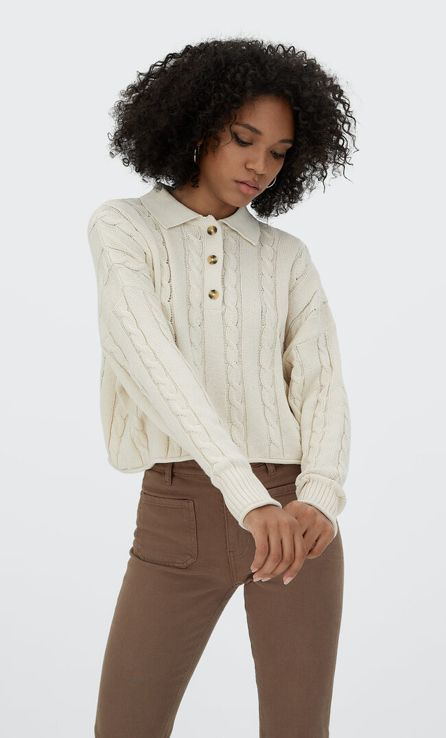 

Stradivarius Pullover Mit Polo-Kragen Und Zopfmuster Steingrau Xs