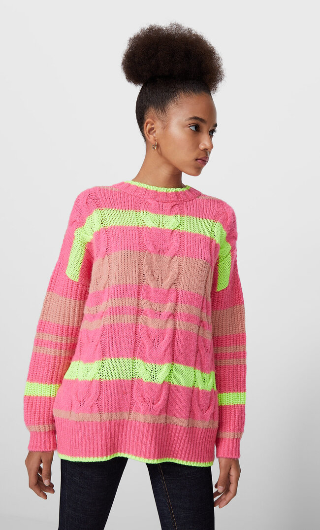 

Stradivarius Oversize-Pullover Mit Zopfmuster Und Neonfarbe Fuchsia L