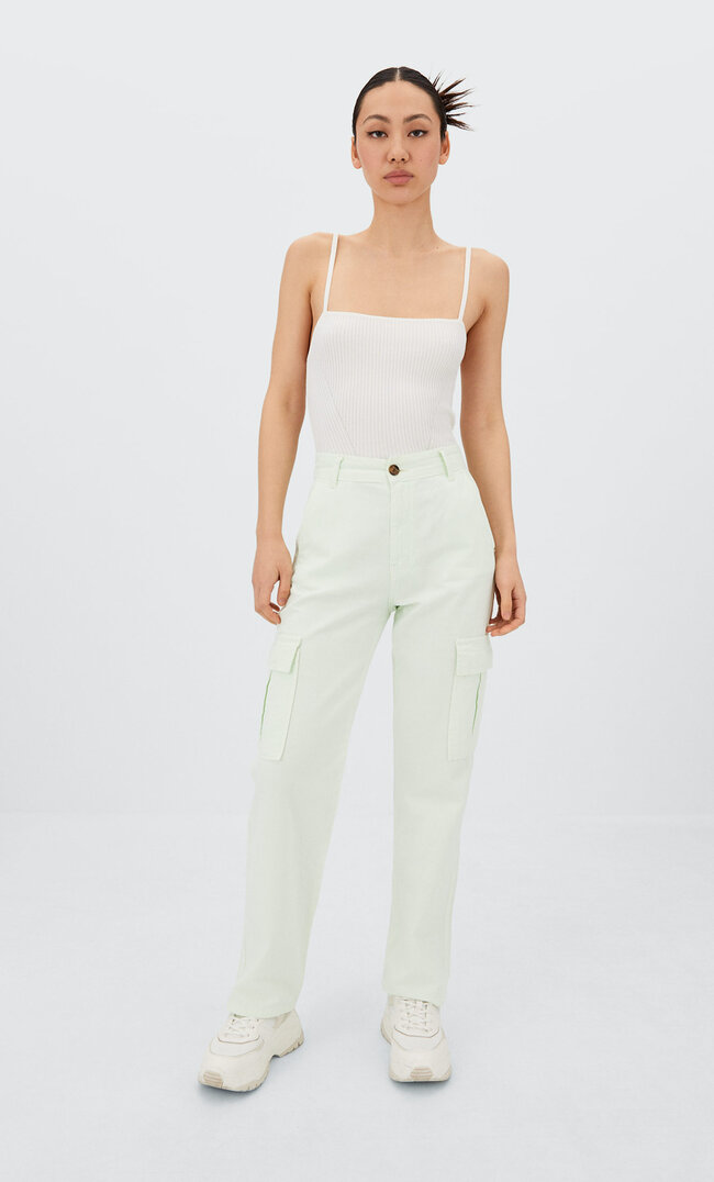 

Stradivarius Cargohose Im Straight-Fit Grün 40