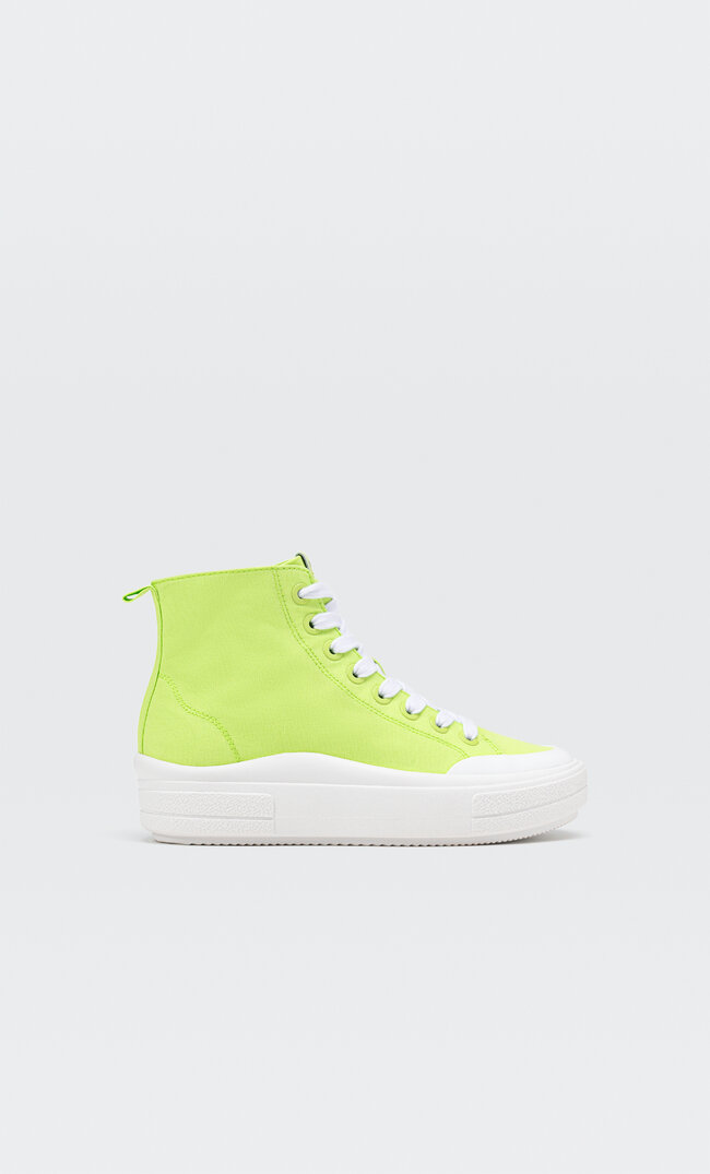 

Stradivarius Hohe Sneaker Aus Stoff Limettengrün 35