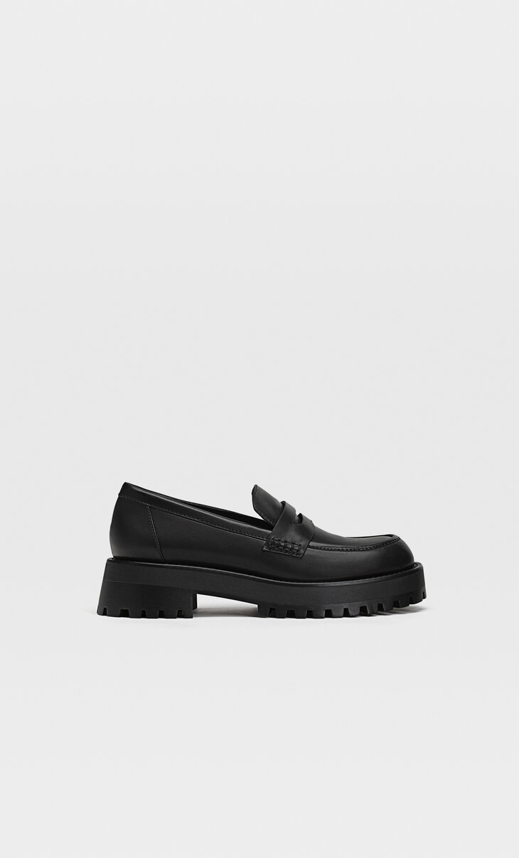 Zapatos planos de Mujer - Colección Verano 2022 | Stradivarius España