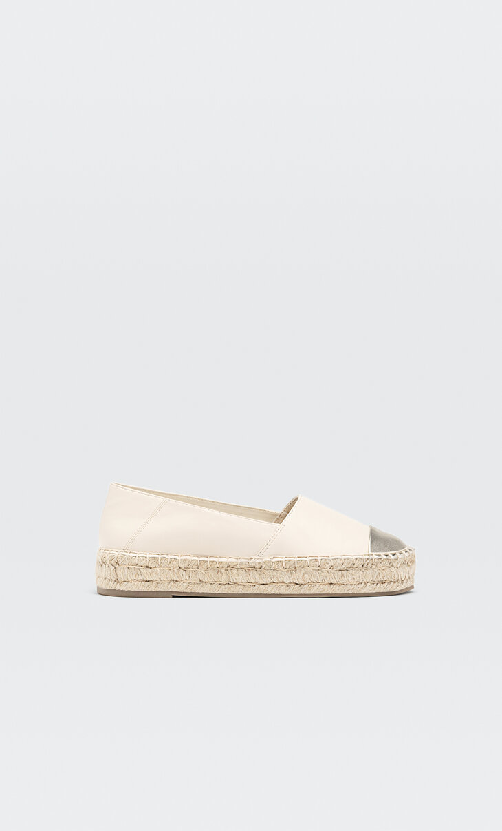 Stradivarius Kontrast burunlu espadril