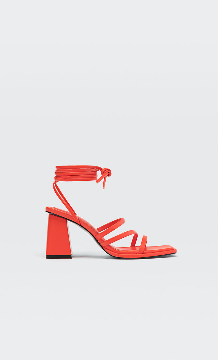 Sandalias tacón de Mujer - Colección Verano 2022 | Stradivarius España
