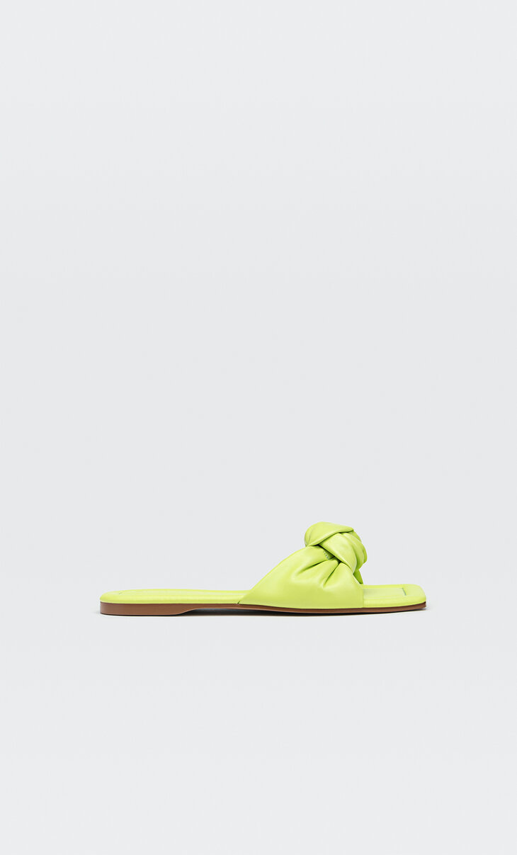 Sandalias planas de Mujer - Colección Verano 2022 | Stradivarius España