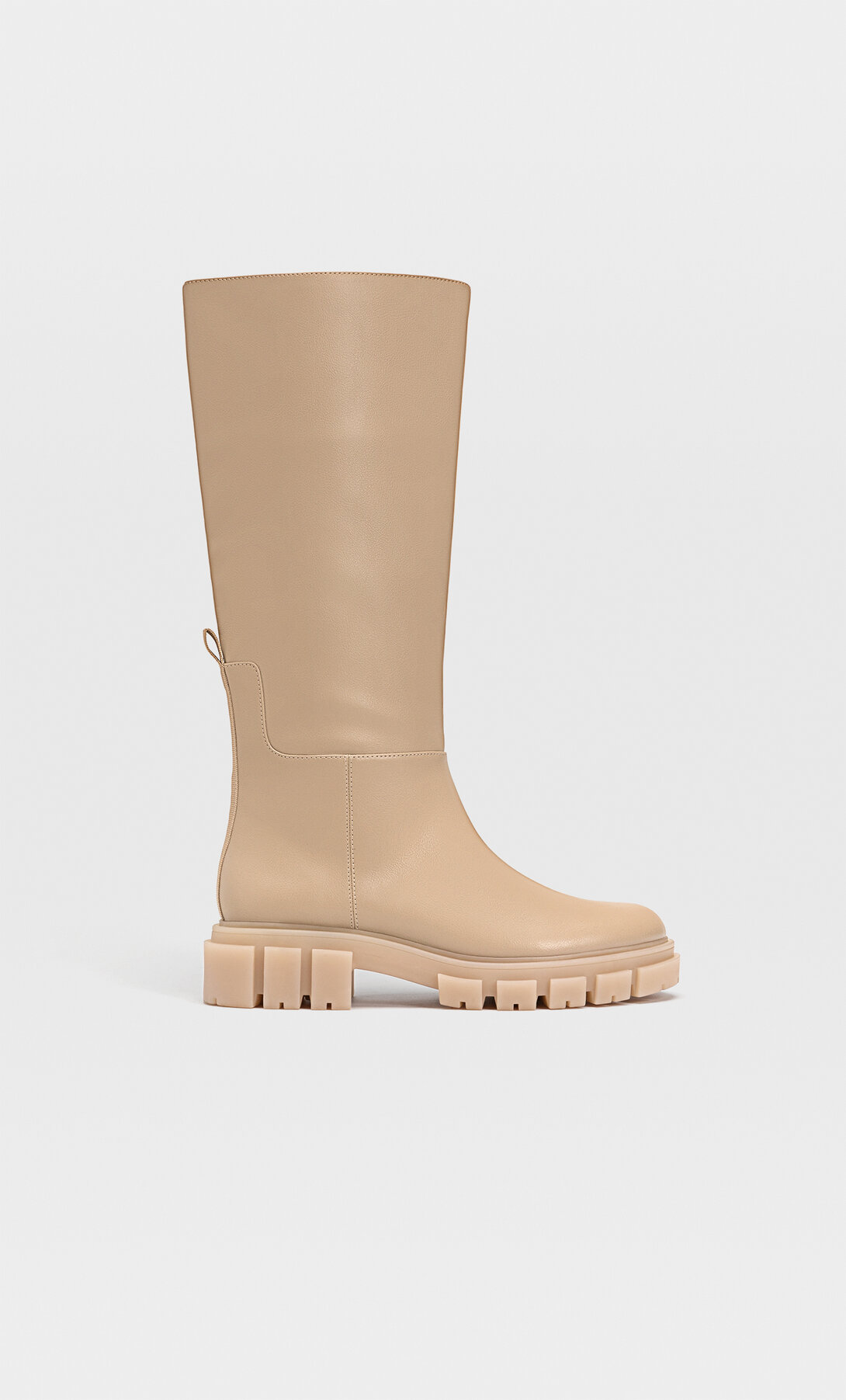 Botas planas track | Stradivarius España