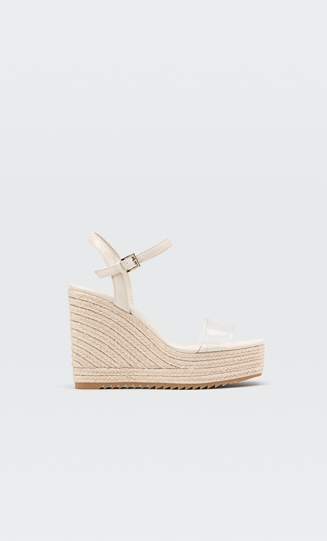 

Stradivarius Winylowe Buty Na Koturnie Z Juty Ecru 41