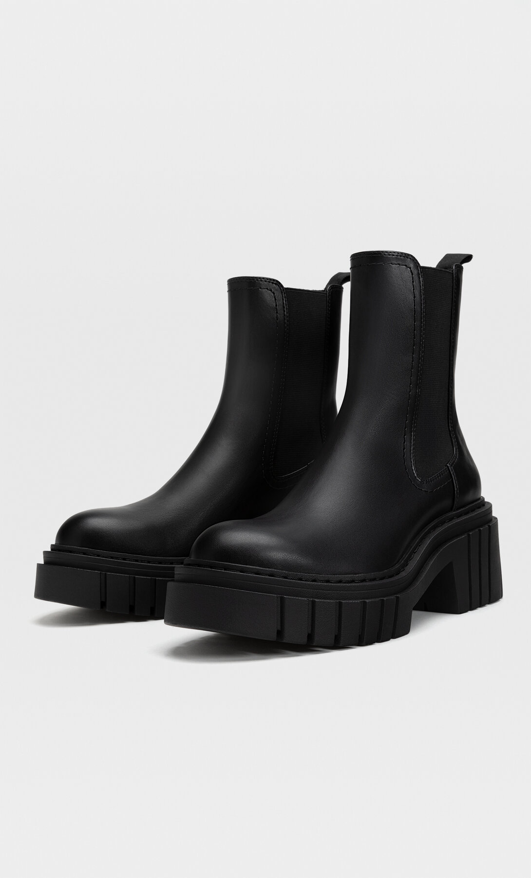 Botines elásticos piso track | Stradivarius España
