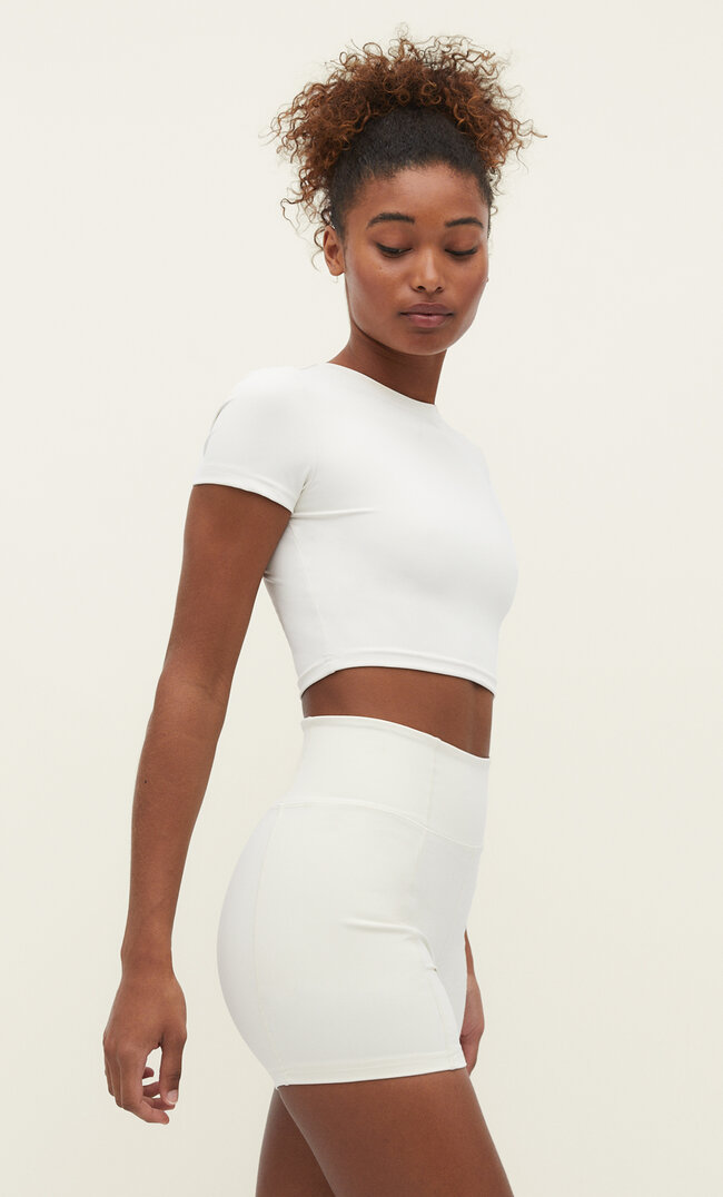

Stradivarius Sportliche Hot Pants Ecru XL