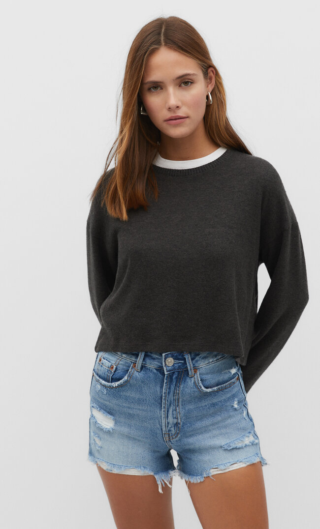 

Stradivarius Jeansshorts mit Rissen Jeansblau 36