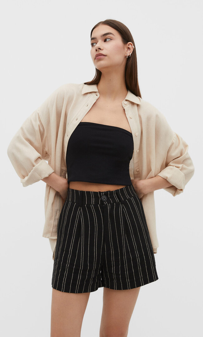 

Stradivarius Fließende Shorts aus Leinen mit Streifen Schwarz 34
