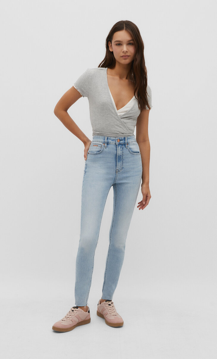 1430 Push-up jeans