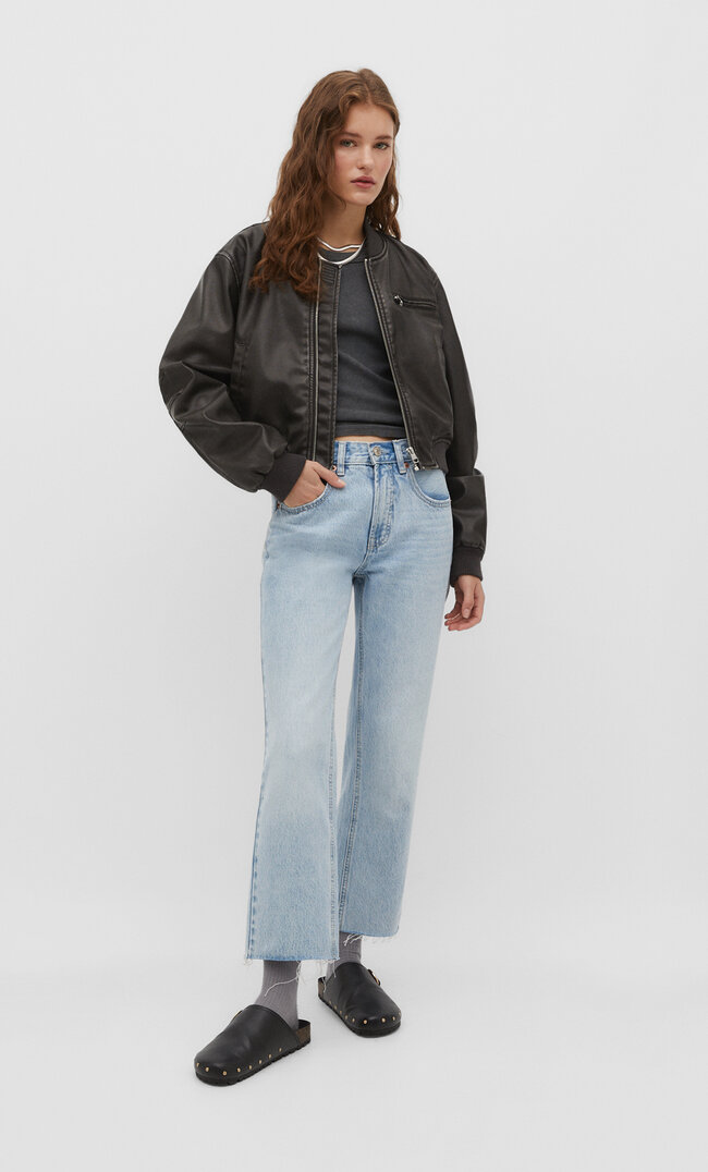 

Stradivarius Cropped-Jeans im Straight-Fit Denim 44