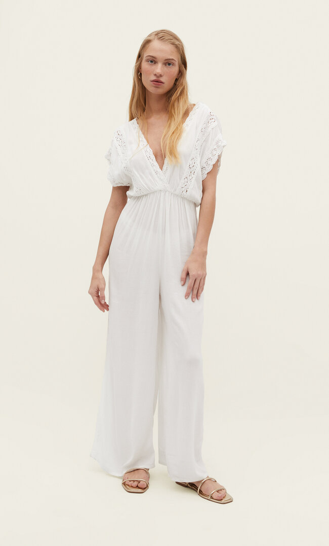 

Stradivarius Crêpe-Jumpsuit mit Spitze Weiß XS