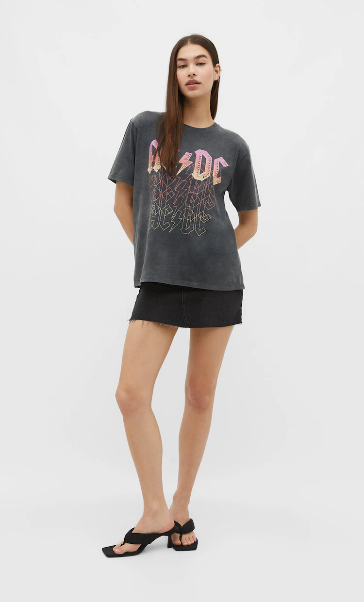 AC/DC T-shirt - Women's fashion |