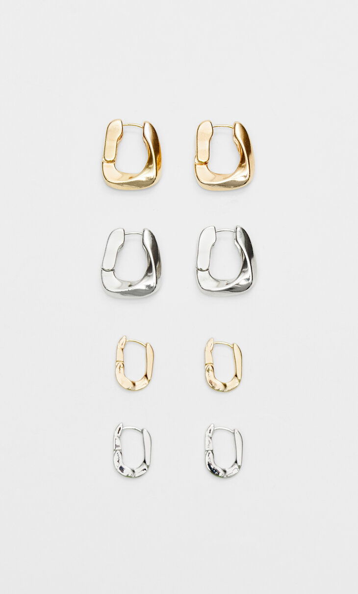 Set of 4 two-tone earrings