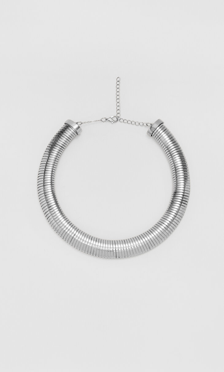 Tubular snake necklace