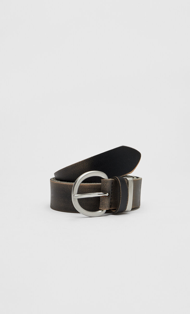 Distressed leather belt