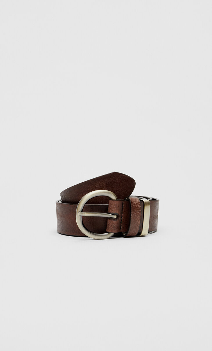 Distressed leather belt