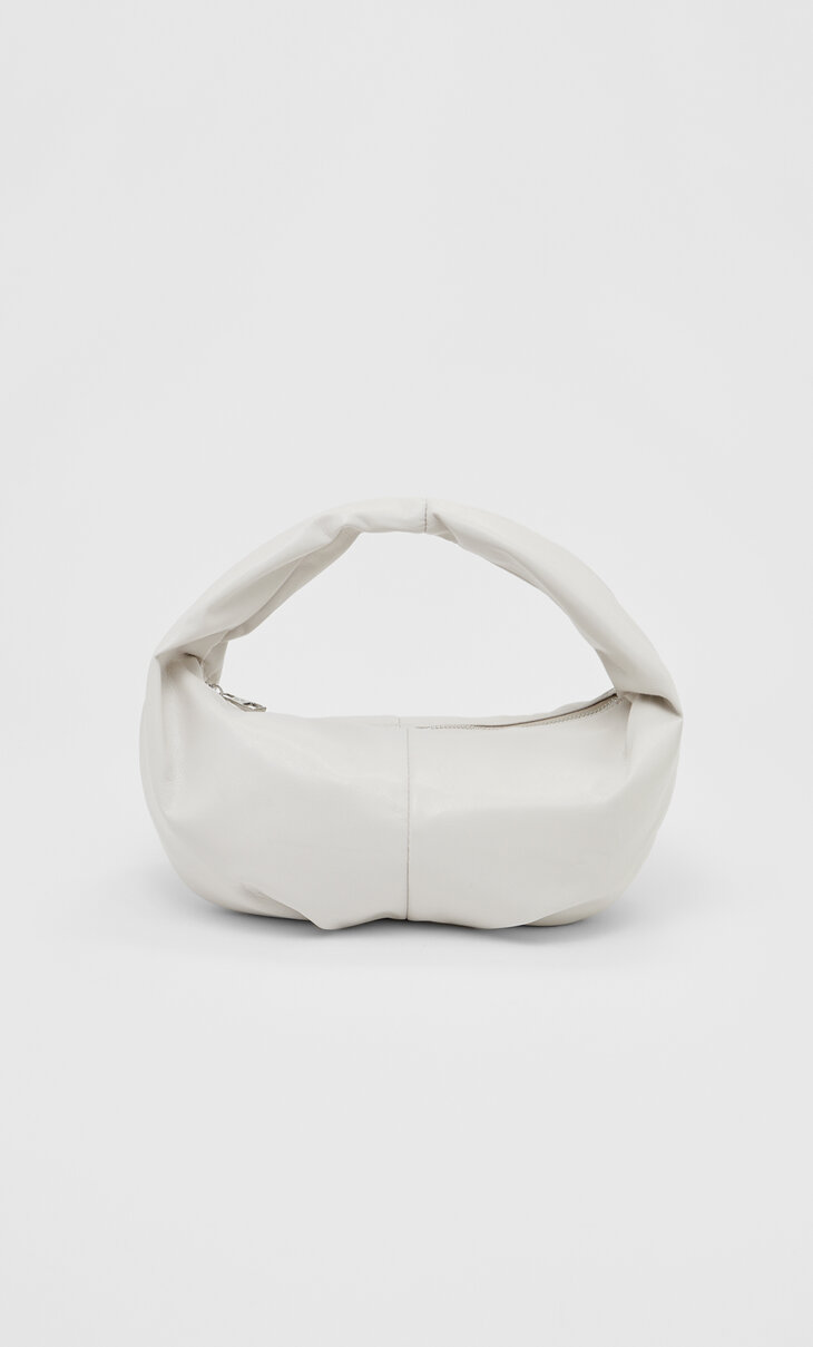 Halbmondförmige Tasche aus Kunstleder