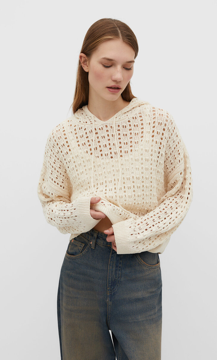 Sweater com capuz rendilhada