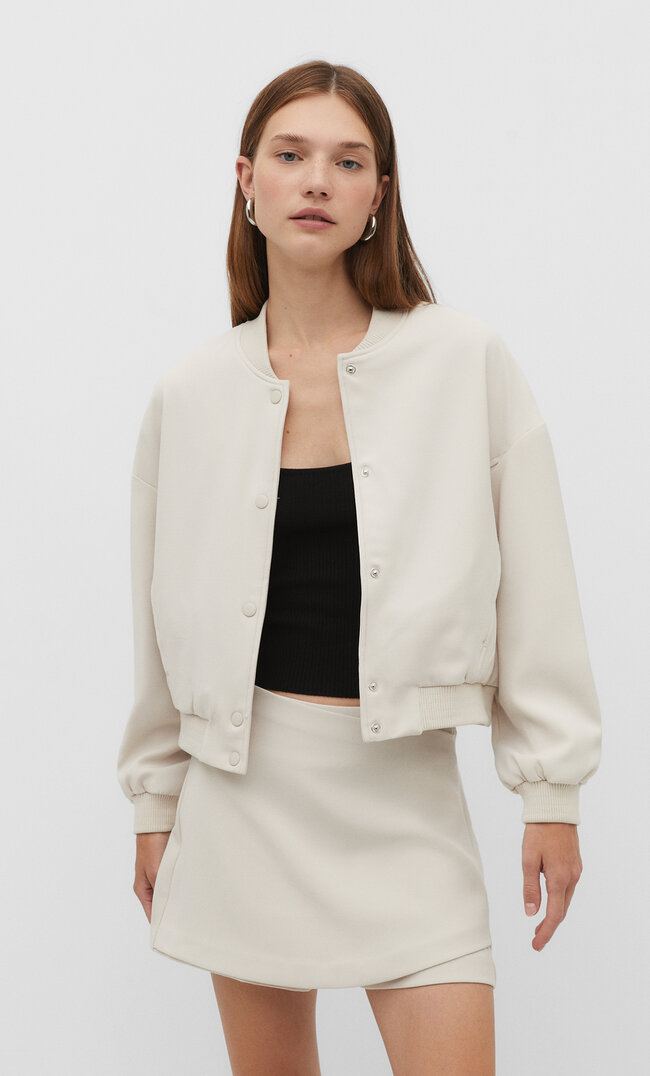 

Stradivarius Stoff-Bomberjacke Vanille XS